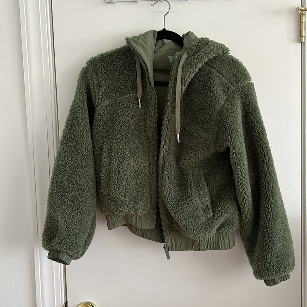 Green Lululemon Fuzzy Reversible Jacket - Picture 2 of 5